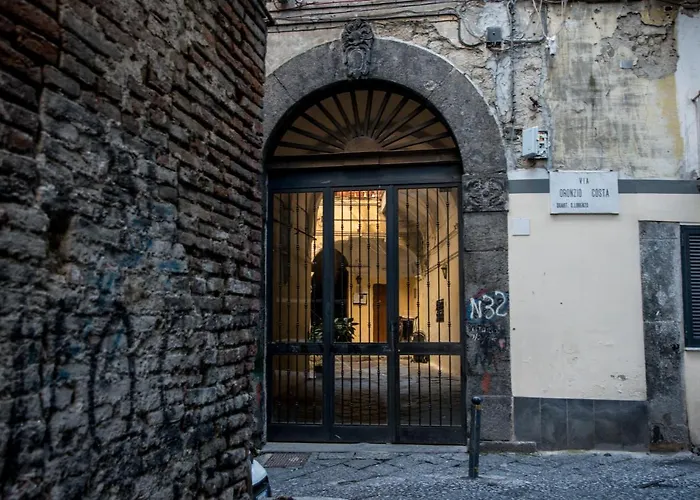 Castel Capuano Flat By Domusextra Apartman Nápoly