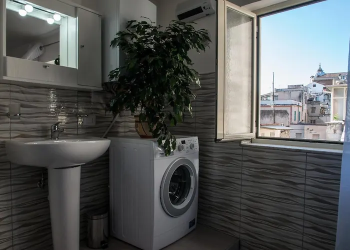 Castel Capuano Flat By Domusextra * Nápoly