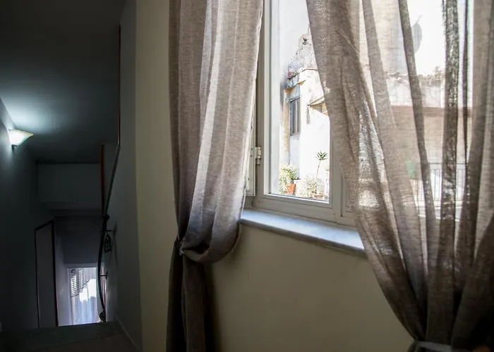 Castel Capuano Flat By Domusextra Apartman Nápoly