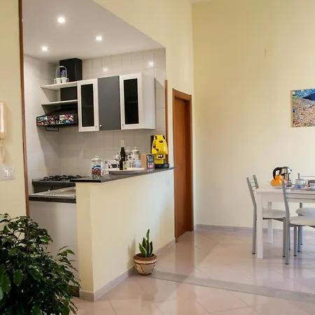 Castel Capuano Flat By Domusextra *